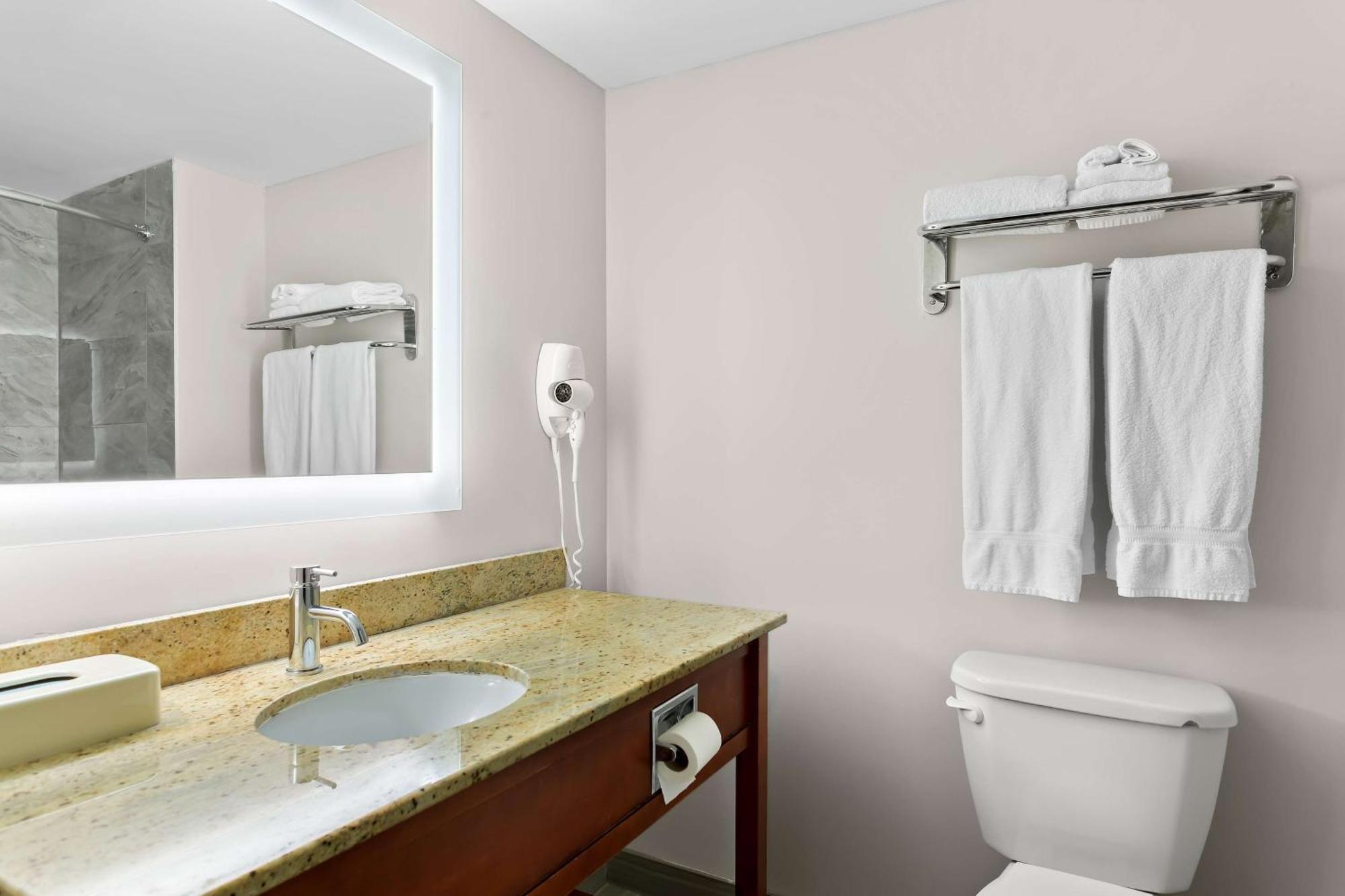 Surestay Plus By Best Western Windsor Exterior photo